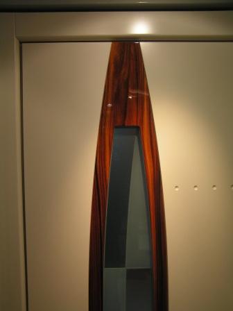 Topic_Ausschnitt_Holz_Santos